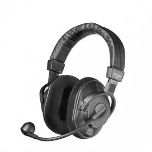 Vadu raidītājs Beyerdynamic DT 290 MK II ar dinamisko mikrofonu, uz auss