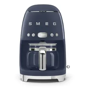 Espresso machine Smeg DCF02NBEU fully-automatic, 1.4 L water tank, ground coffee, 10-cup jug, 1050 W, navy blue