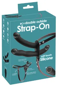 You2Toys RC Double Outside Strap-On ar tālvadības pulti, trīskāršiem silikona vibratoriem un 10 režīmiem