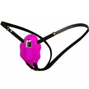 Strap-on josta BAILE Love Rider no silikona ar iebūvētu vibratoru, melna, ar regulējamām siksnām
