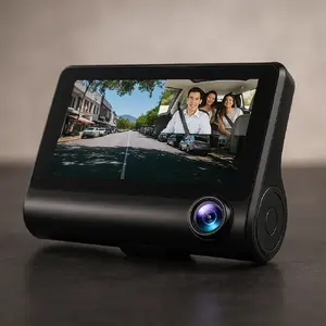Videoreģistrators Riff Full HD Auto Video Reģistrātors DVR G-Sensors ar 3 Kamerām - atpakaļskata LCD 4'' Melns