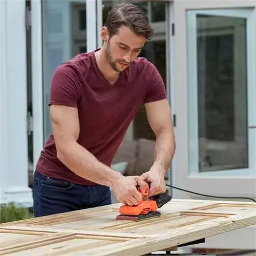 Орбитальная шлифовальная машина Black & Decker BEW220 Photo 5