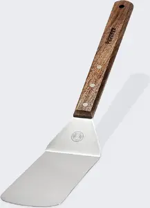 Kārbiņa Petromax Flexible ar garu rokturi, nerūsējošais tērauds un koks, 73 mm platums, 190 g