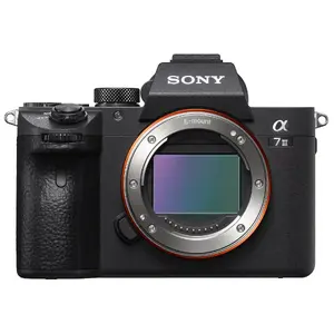 Bezgaisa kamera Sony α 7 III MILC korpuss 24.2 MP CMOS 6000 x 4000 pikseļi melns ILCE-7M3B
