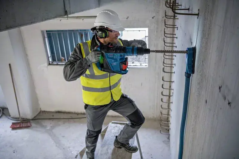 Перфоратор Bosch GBH 18V-40 C Professional Photo 6