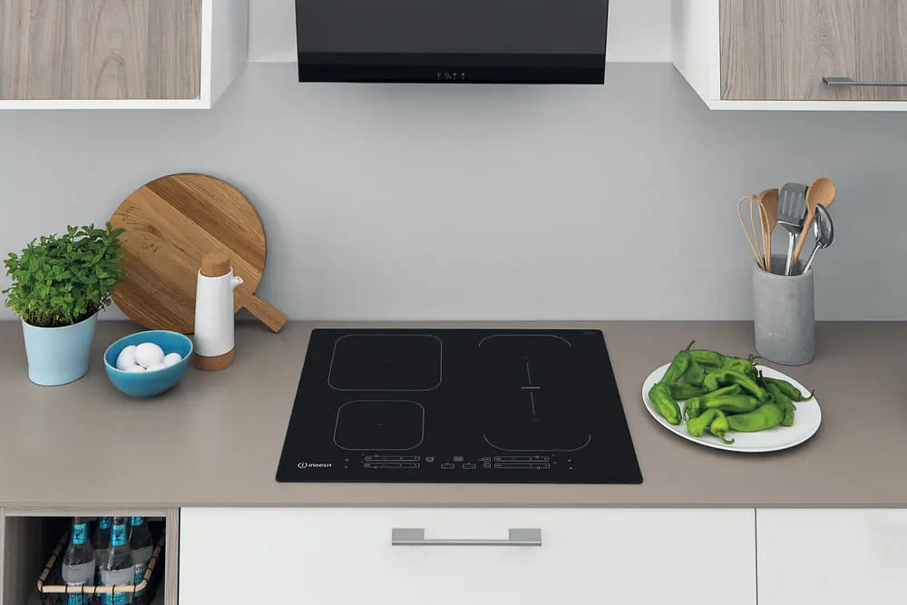 Indesit IB 65B60 NE indukcijas plīts virsma Photo 20